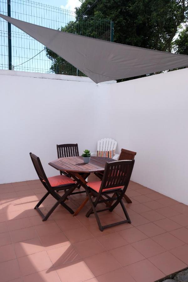 A Casa Do Terraco Apartment Ponta Delgada  Exterior photo